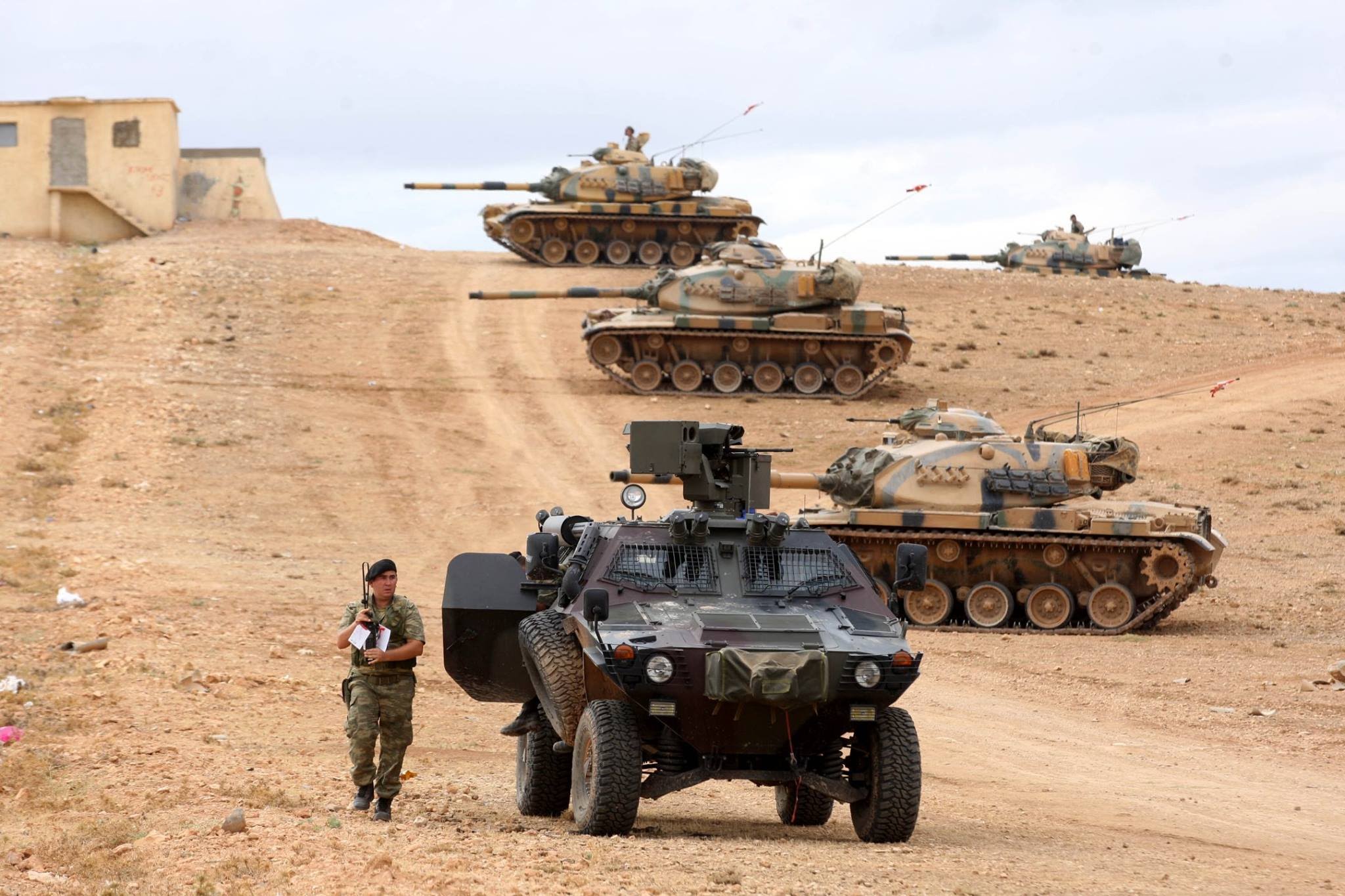 تركيا تقر بتوغل قواتها في الأراضي العراقية باتجاه جبال قنديل