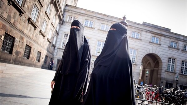 عربستانی ها در دانمارک دیگر  روبنده نمی زنند