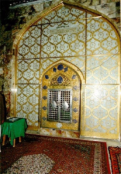 محل ضربت خوردن حضرت علی (ع) در مسجد کوفه 