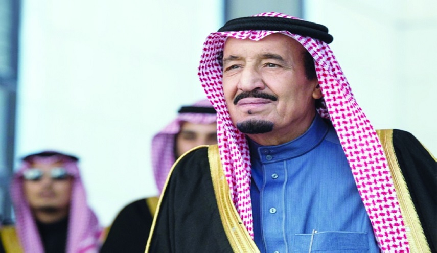 لوفيغارو: الملك السعودي خاطب زعيمين لمنع شراء قطر S-400 !
