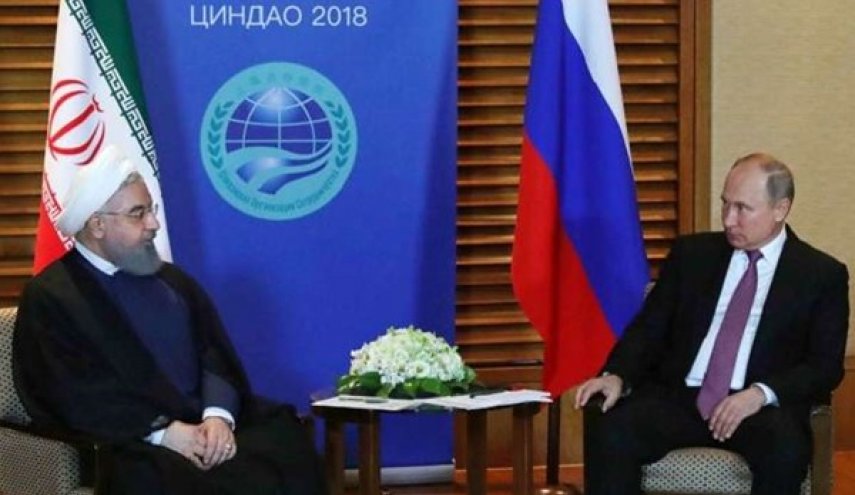بوتين لروحاني: نتعاون بنجاح في حل الأزمة السورية