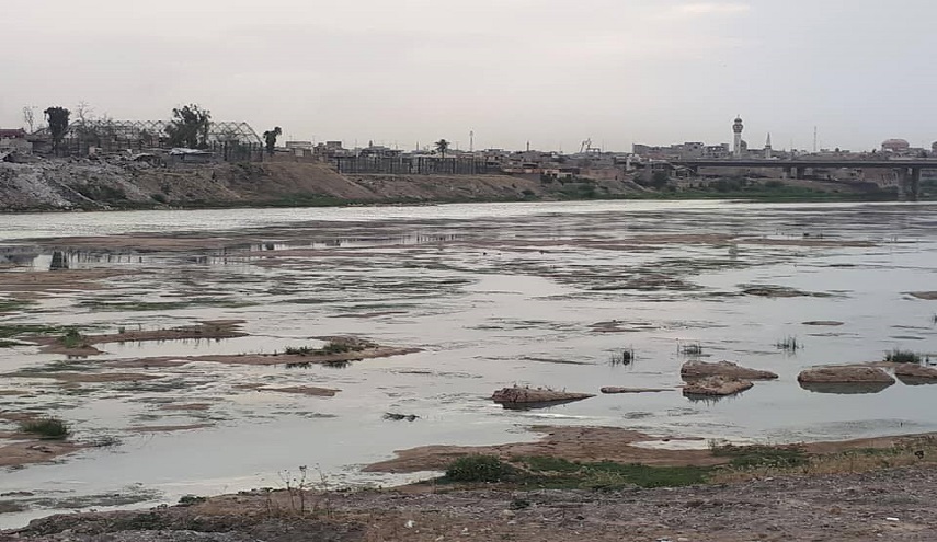 وزير الموارد المائية في العراق يكشف عن مسألة خطيرة في أزمة المياه