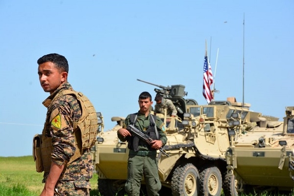 تجهیز کردهای سوریه از سوی آمریکا ادامه دارد 