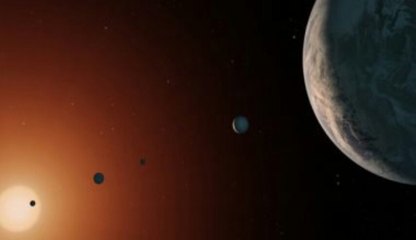 علماء الفلك يكتشفون 100 كوكب خارج النظام الشمسي