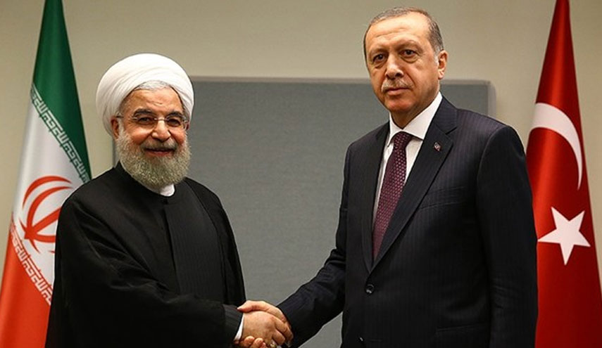 روحاني يهنّئ اردوغان بفوزه بولاية جديدة