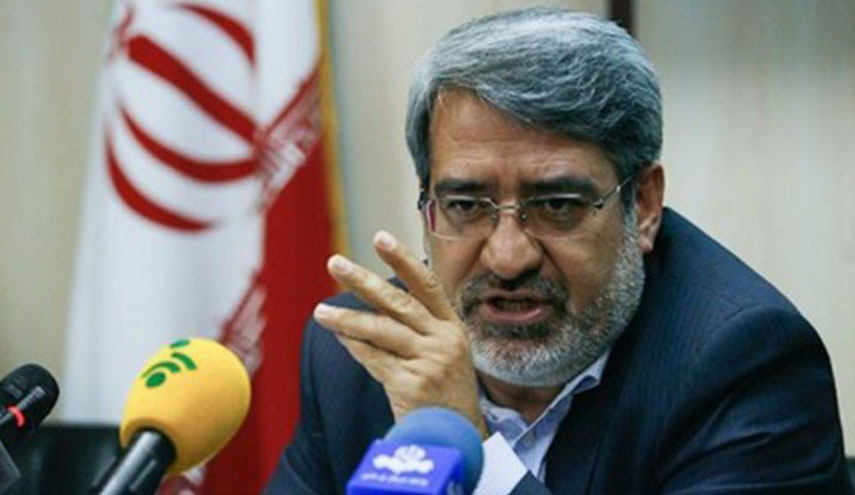 وزير الداخلية الايراني ينفي مقتل أي شخص في خرمشهر