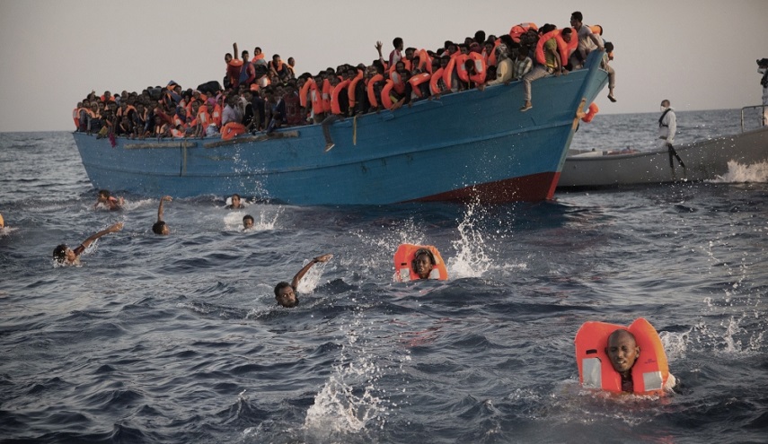 غرق 41 مهاجرا وفقدان 63 آخرين قبالة سواحل ليبيا