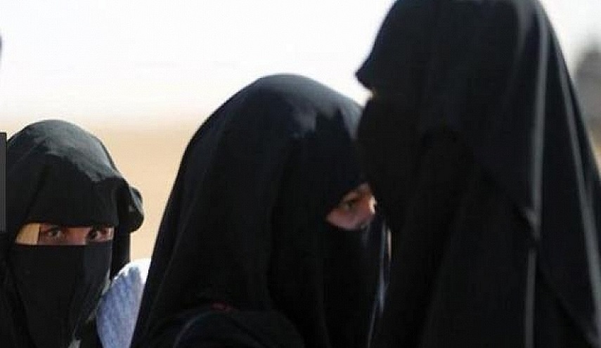 زوجة نائبه تكشف أسراراً عن حياة البغدادي وعائلات داعش