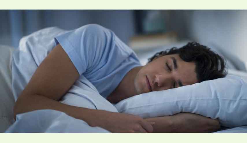 دراسة طبية تكشف منافع نوم الإنسان بشكل جانبي