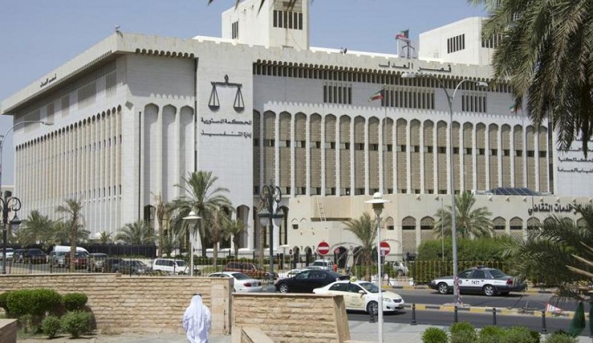 محكمة كويتية تحكم بالسجن على نواب حاليين وسابقين في قضية إقتحام المجلس