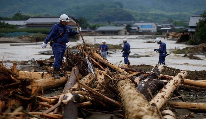 57 قتيلا إثر أمطار غزيرة في اليابان