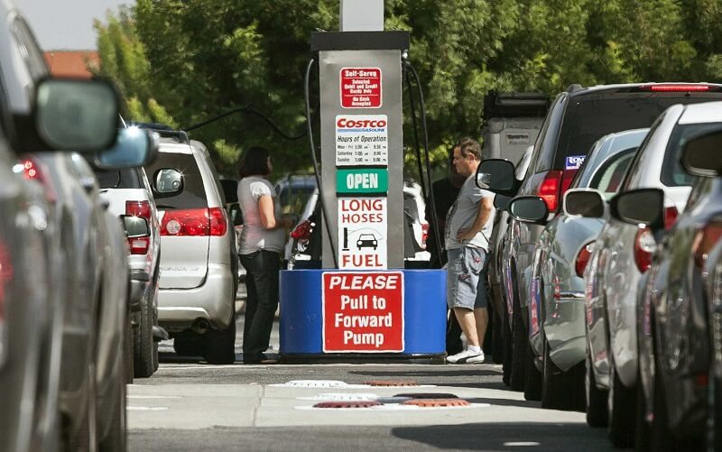 کلید حل مشکل افزایش قیمت بنزین در آمریکا در دست کیست؟