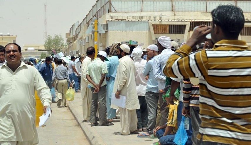 آلاف العمال الأجانب يخرجون خالين الوفاض من السعودية