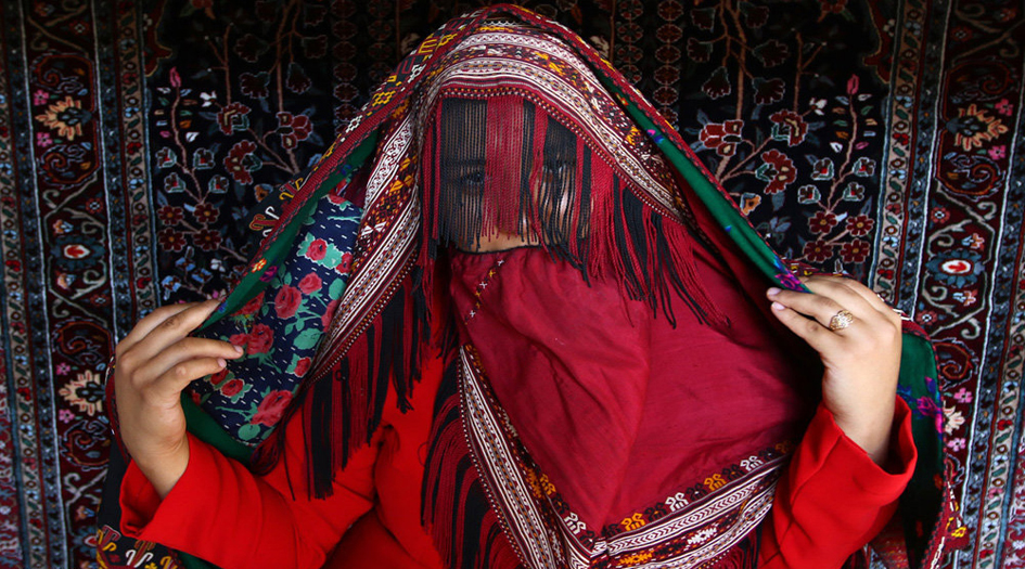 صناعة السجاد الحرير التركماني...