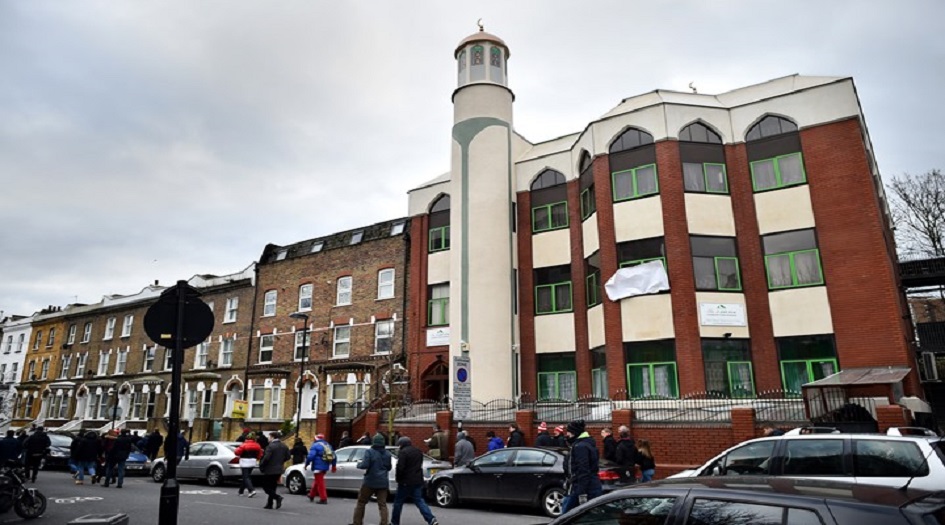 تقرير: المسلمون في بريطانيا في خطر!