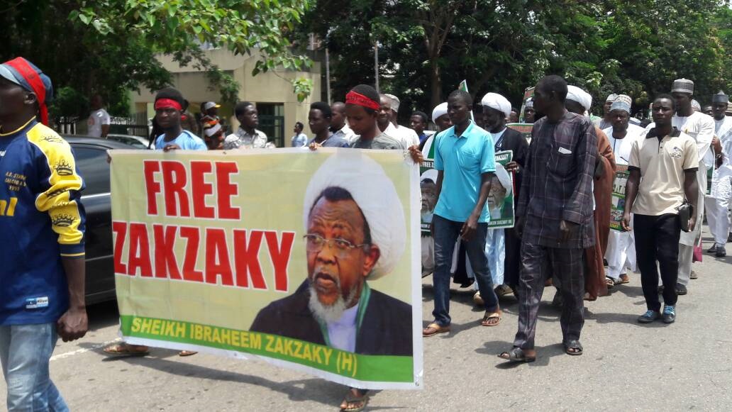اختصاصی؛ تظاهرات مردم و علمای نیجریه‌ علیه استمرار بازداشت شیخ زکزاکی + عکس