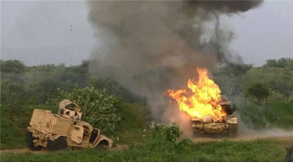 اليمن.. تدمير دبابة وآلية للجيش السعودي في عسير