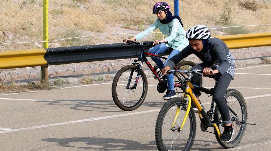 سباق الدراجات للسيدات في تبريز 