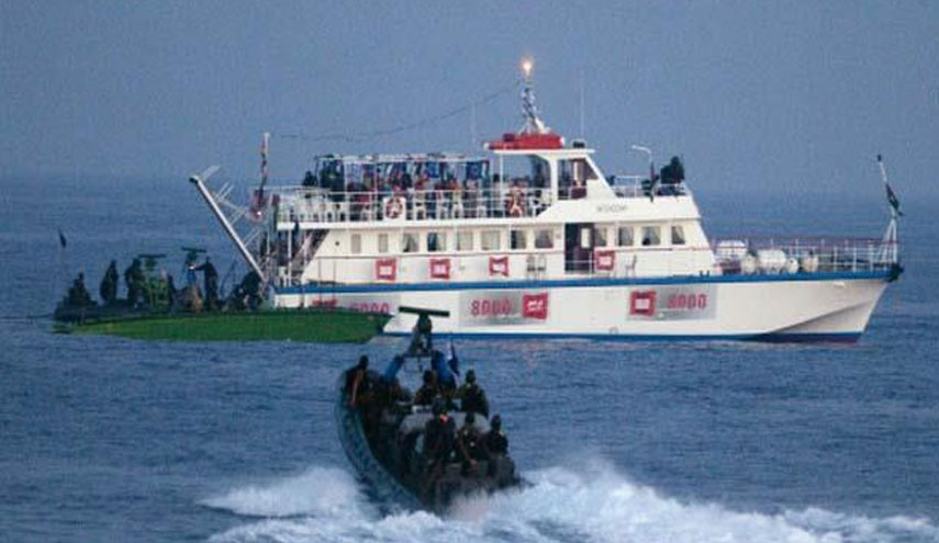 الاحتلال يستولي على سفينة “الحرية” المتوجهة لكسر حصار غزة