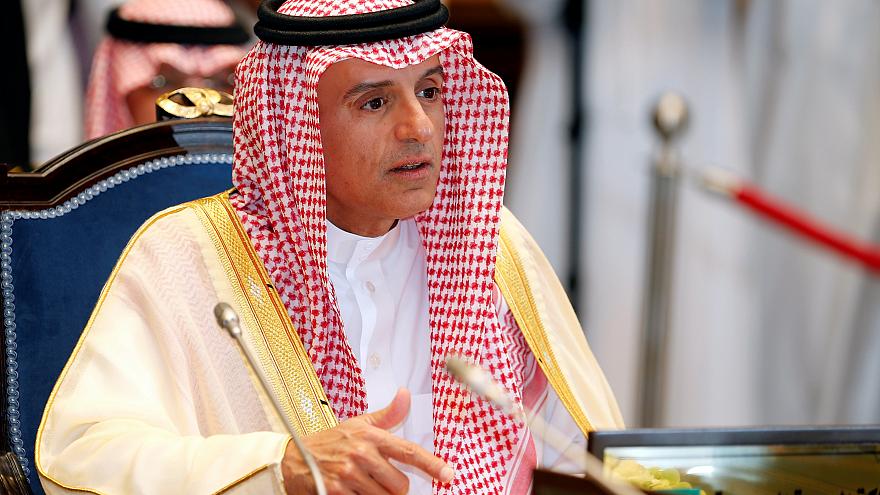 صدای لرزان عادل الجبیر در نشست خبری پس از قطع روابط عربستان با کانادا + فیلم
