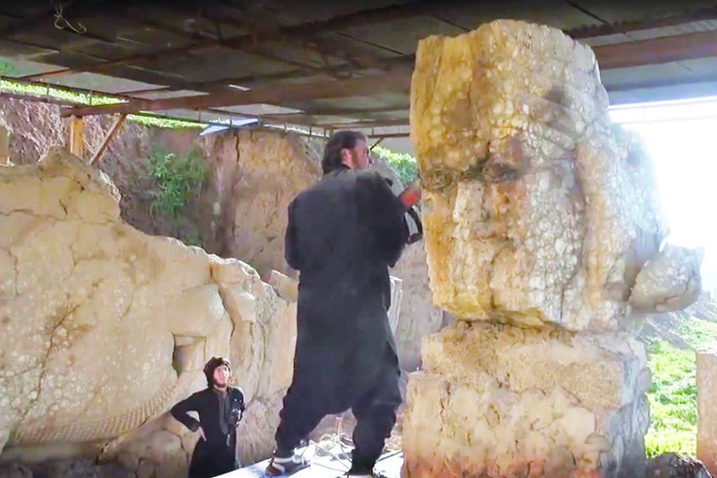اقدام تحسین‌برانگیز سوری‌ها مقابل ویرانی‌هایی که داعش به جا گذاشت+فیلم