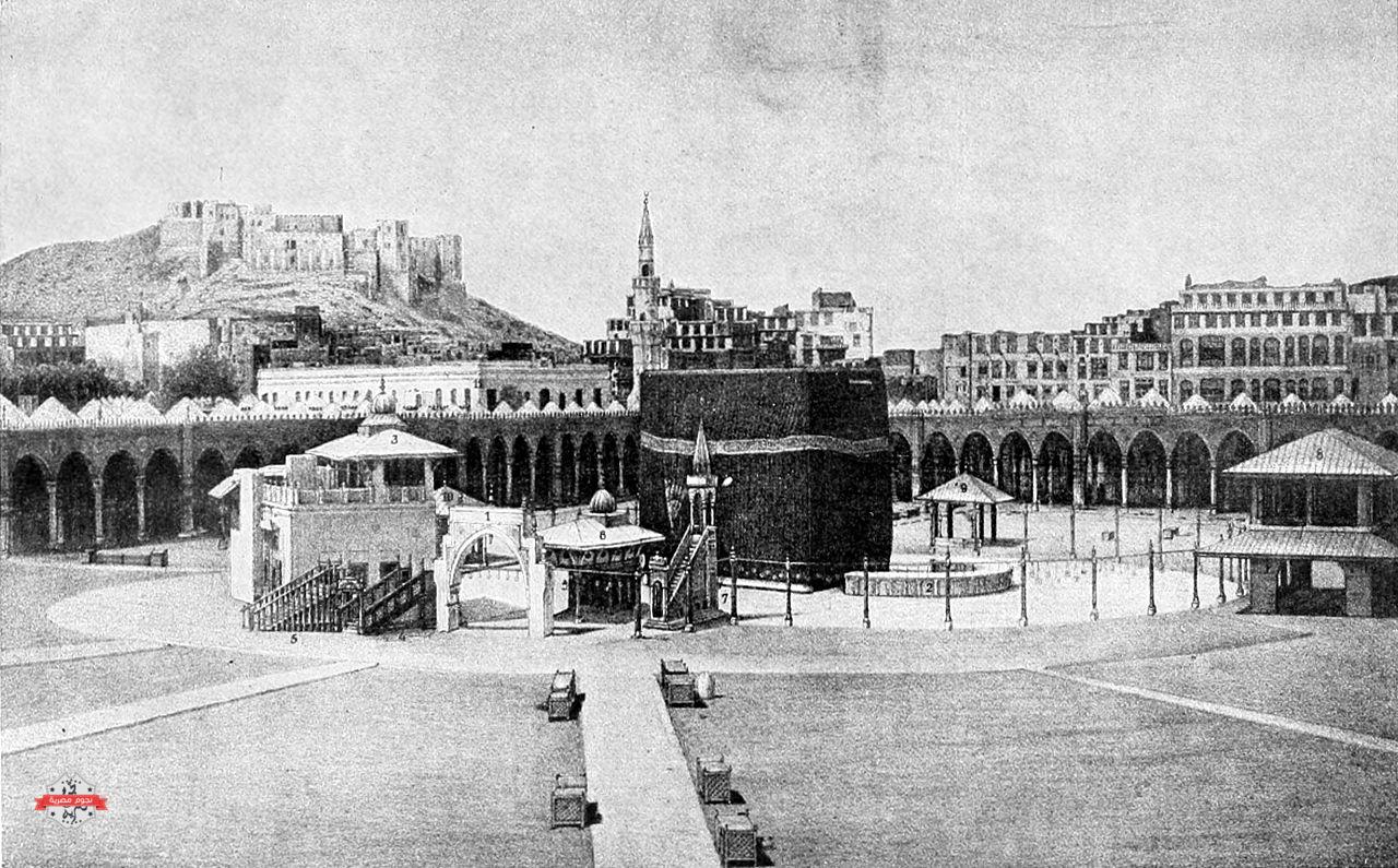 من أول من بنى الكعبة المشرفة في مكة؟