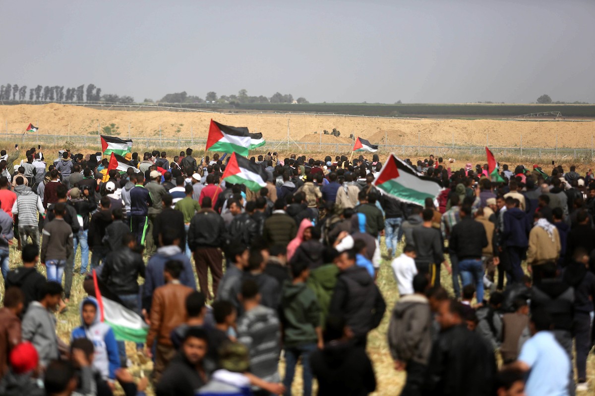  تواصل مسيرات العودة بغزة في جمعة "الوفاء للطواقم الطبية والإعلامية" 