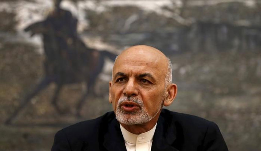 استقالة وزيري الدفاع والداخلية واثنين من المسؤولين الأمنيين في افغانستان