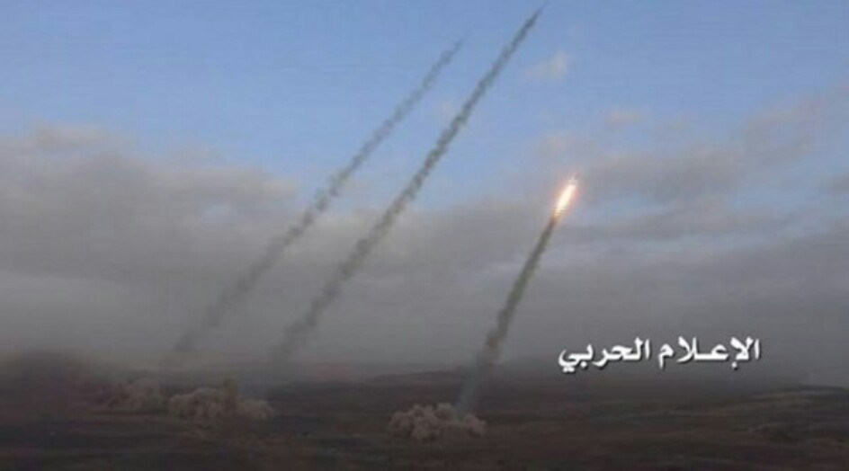 3 صواريخ يمنية تدك تجمعات الجيش السعودي في نجران