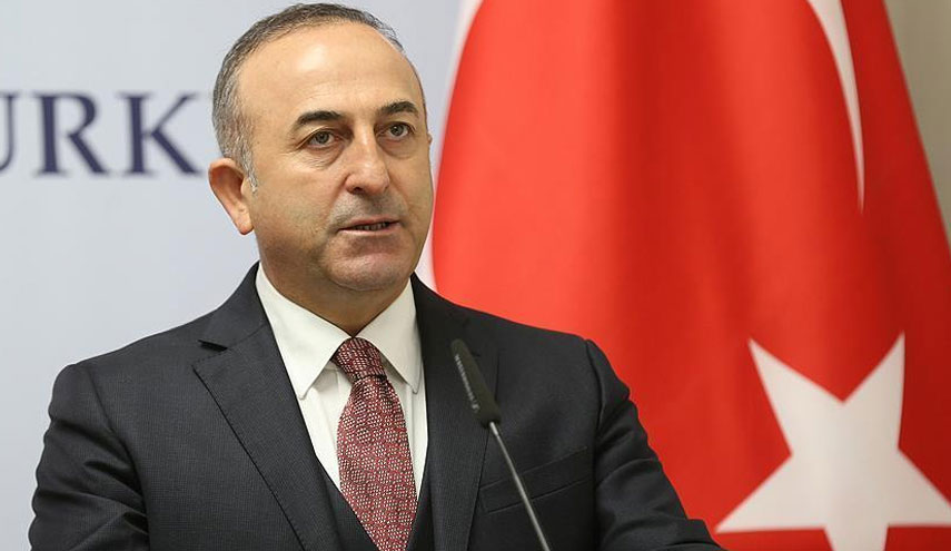 أوغلو: تركيا مستمرة بالاتصالات مع روسيا وإيران حول الوضع في إدلب