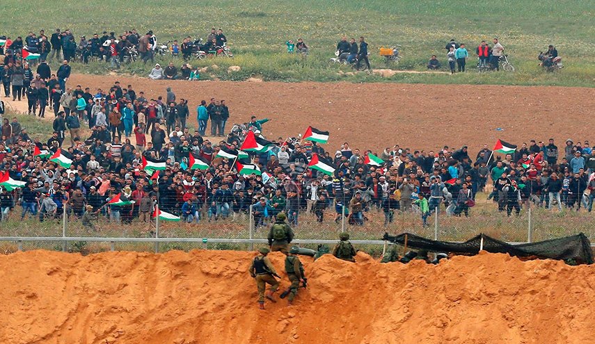 4 شهداء فلسطينين وعشرات الاصابات بجمعة"المقاومة خيارنا"