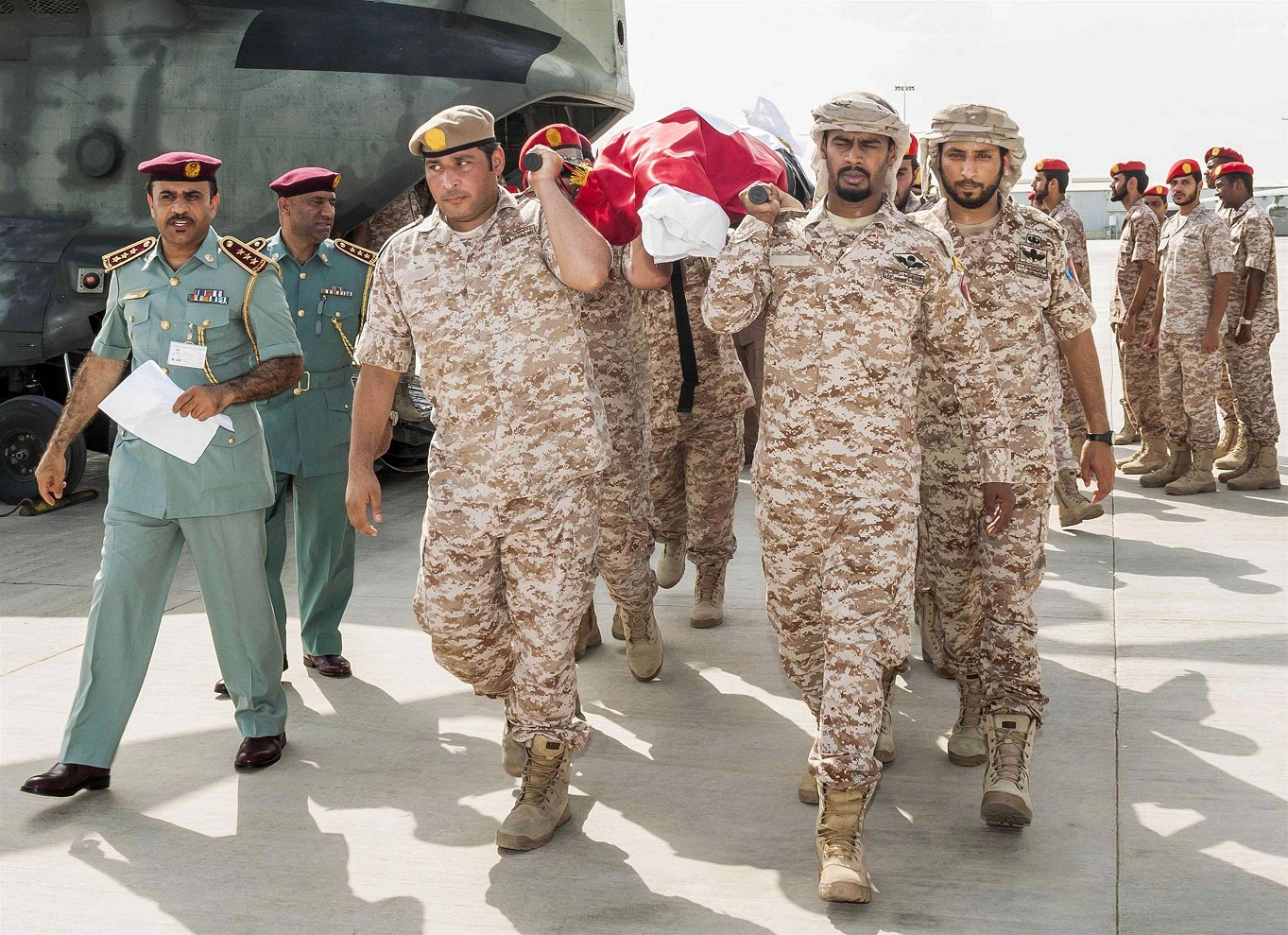 هلاکت فرمانده اماراتی متجاوزان در سواحل غربی یمن
