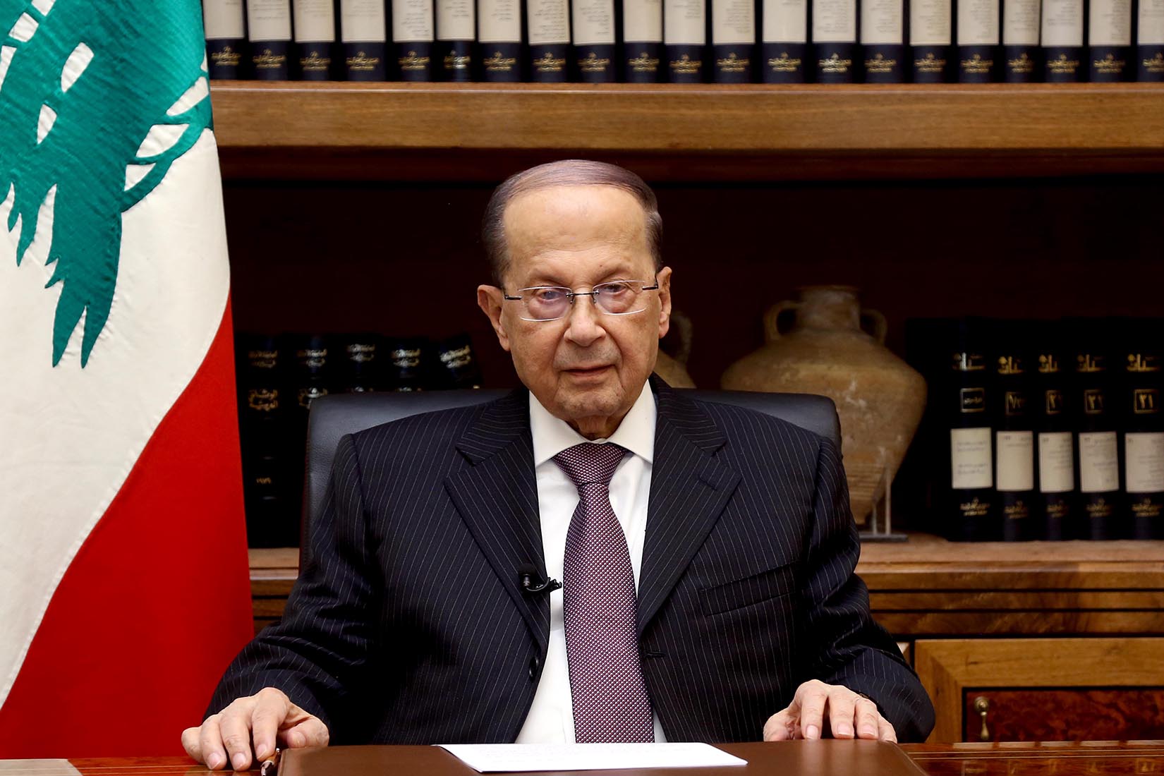  الرئيس اللبناني يعزي الشعب الايراني بجريمة اهواز الإرهابية