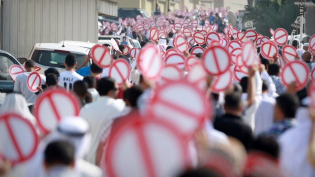 منظمات دولية تشكك في نزاهة انتخابات البحرين وسط غياب المعارضة