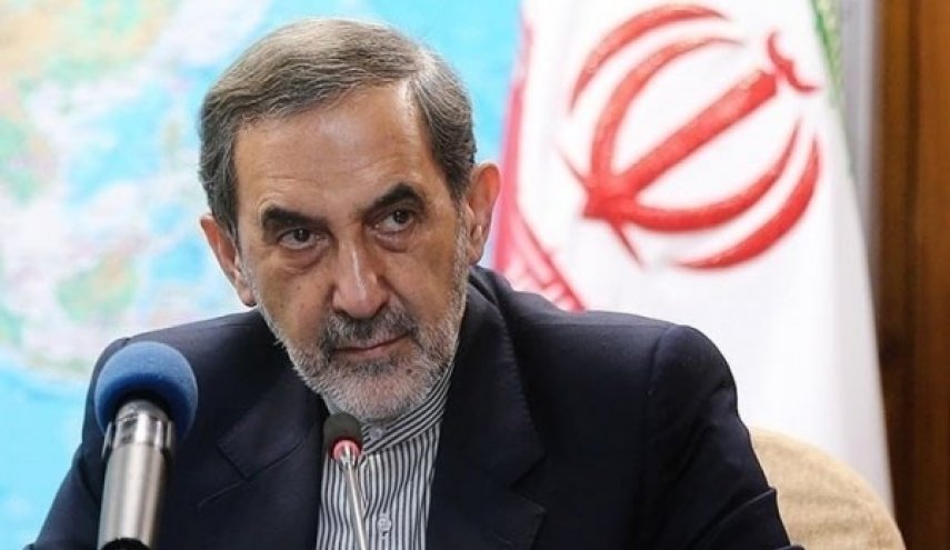 ولايتي: نواجه الحظر على إيران بدبلوماسية النظرة الى الشرق