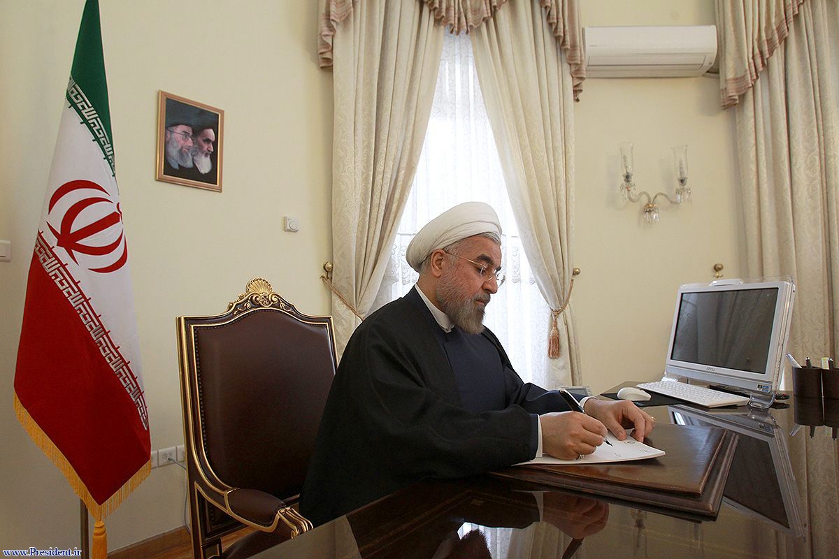 روحاني يصف العلاقات بين طهران وبكين بالممتازة