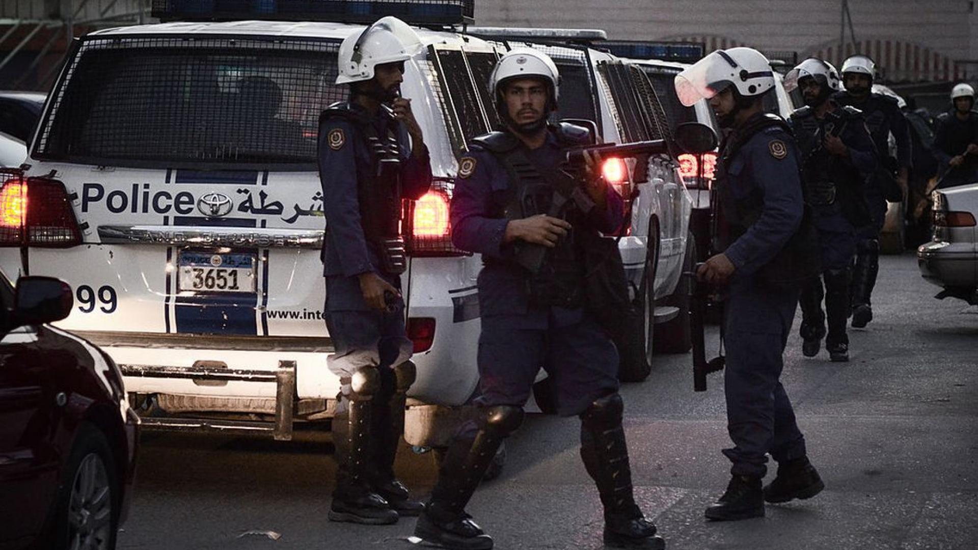  البحرين .. اعتقالات تعسفية في عدد من المناطق الثائرة