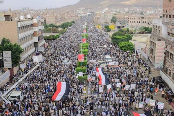 تظاهرات مردم یمن در اعتراض به «جنگ اقتصادی» ائتلاف سعودی علیه این کشور