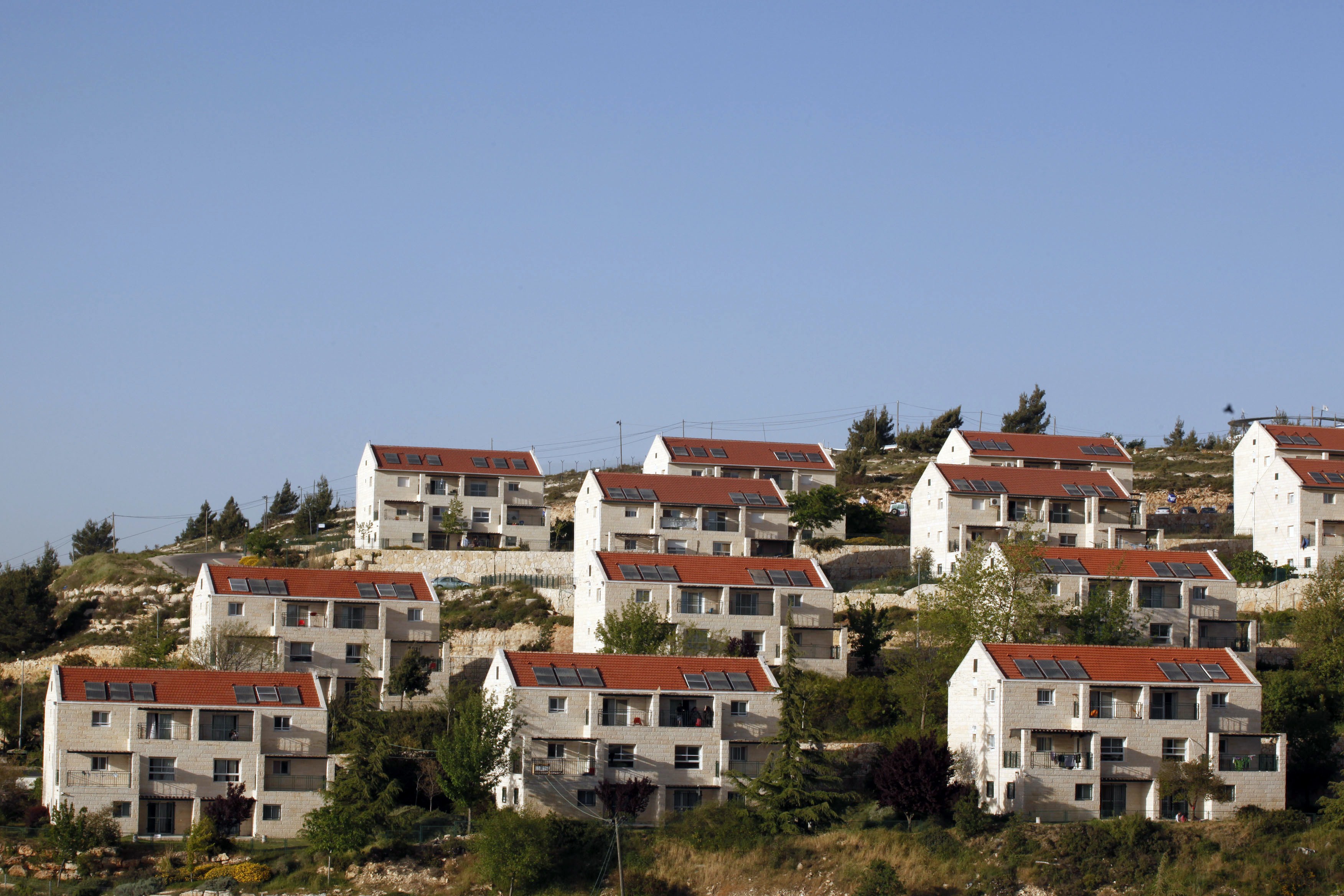  الاحتلال الصهيوني يصادق على إضافة 8 وحدات استيطانية جنوب بيت لحم 