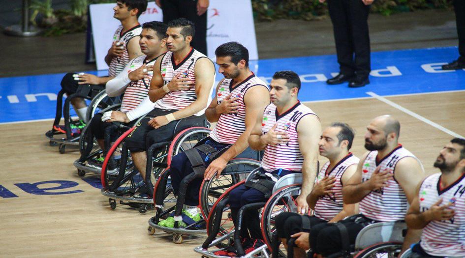 الميدالية الذهبية لفريق كرة السلة الإيراني