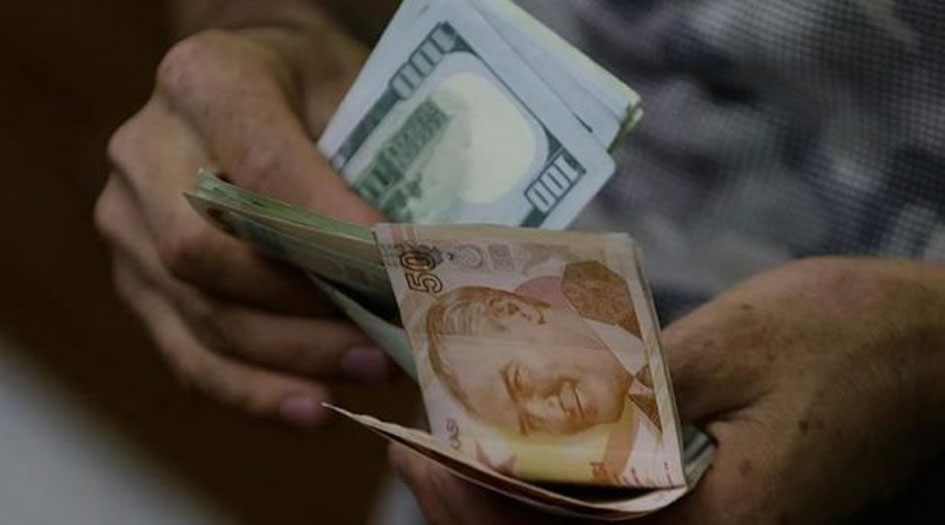 الدولار يهبط لأدنى مستوى أمام الليرة التركية منذ شهرين