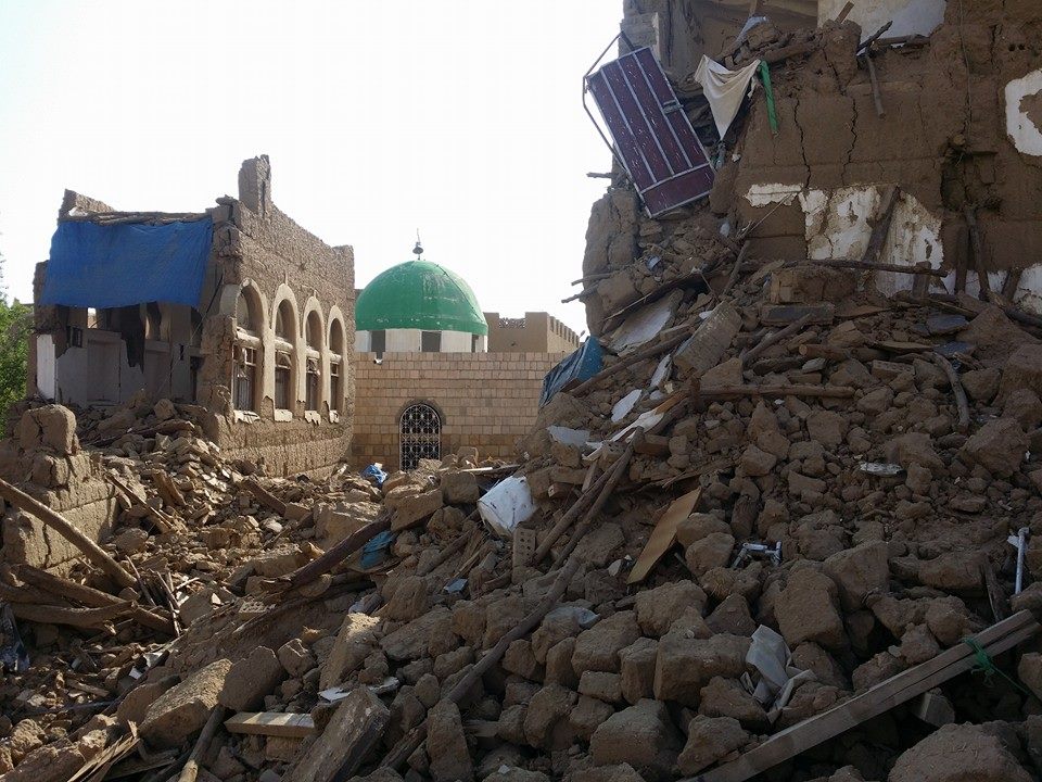 سعوديها دهها مسجد را در الحديده بمباران کرده اند !