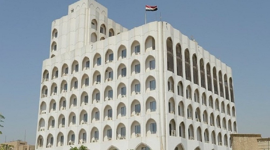 العراق يدعو السفارة الامريكية لحذف اساءتها للحشد