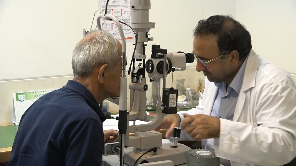 إيران.. مؤتمر طب العيون يبحث استخدام رقائق الكمبيوتر لمعالجة العمى 