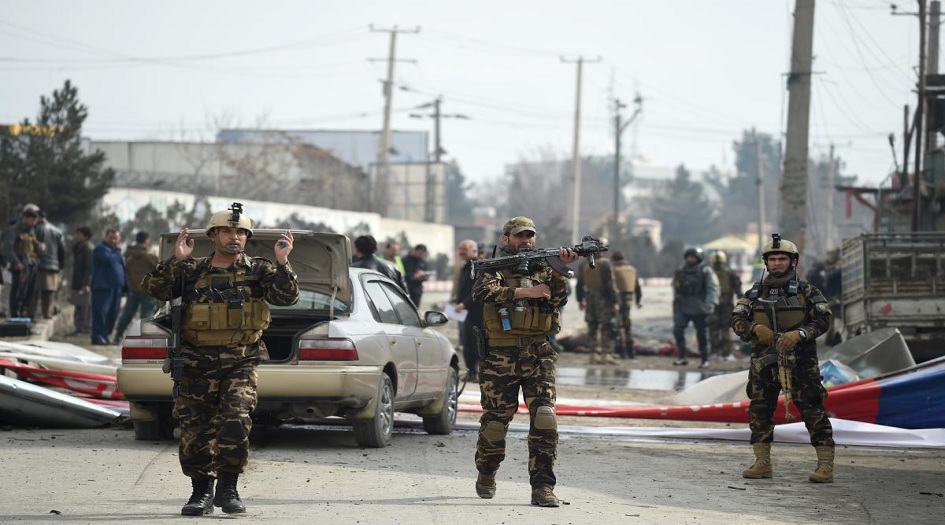 مقتل رجال أمن أفغان بهجوم لطالبان في ولاية غزني