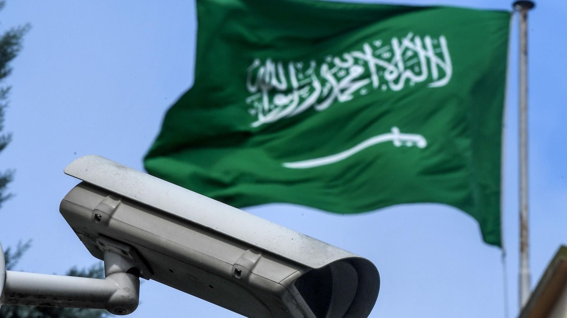 اندلاع "حرب الكاميرات" بين القنصلية السعودية والشرطة التركية