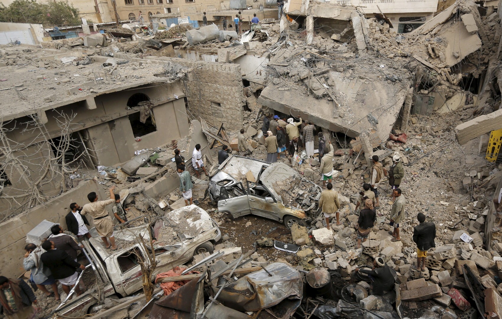 شهید و زخمی شدن شماری از یمنیها در حملات متجاوزان سعودی