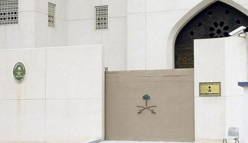 السفارة السعودية في تونس تحتجز صحفيين بسبب خاشقجي 
