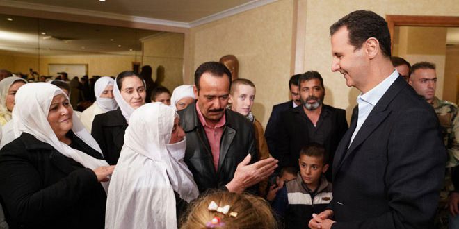 دیدار آزاد شدگان از دست تروریست های داعش با بشار اسد