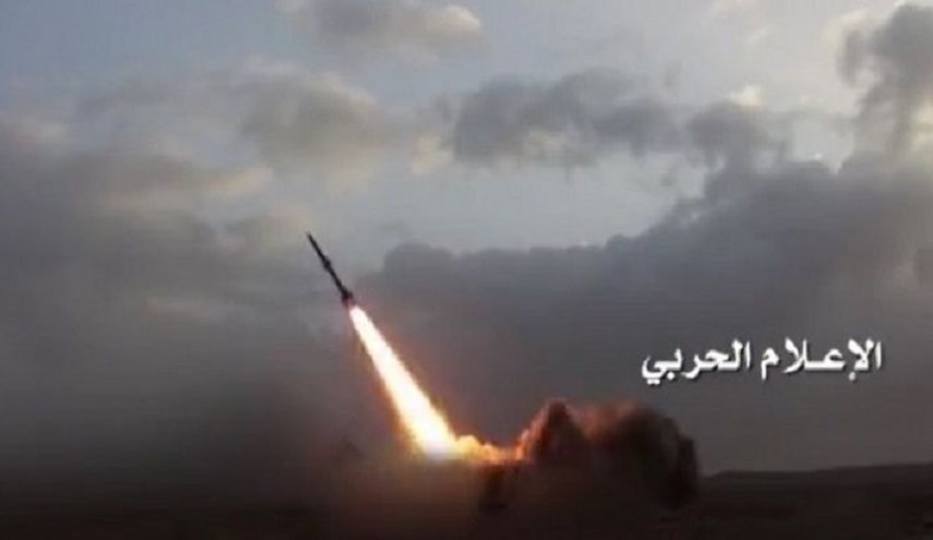  4 صواريخ "زلزال 2" على تجمعات مرتزقة العدوان السعودي بجيزان 